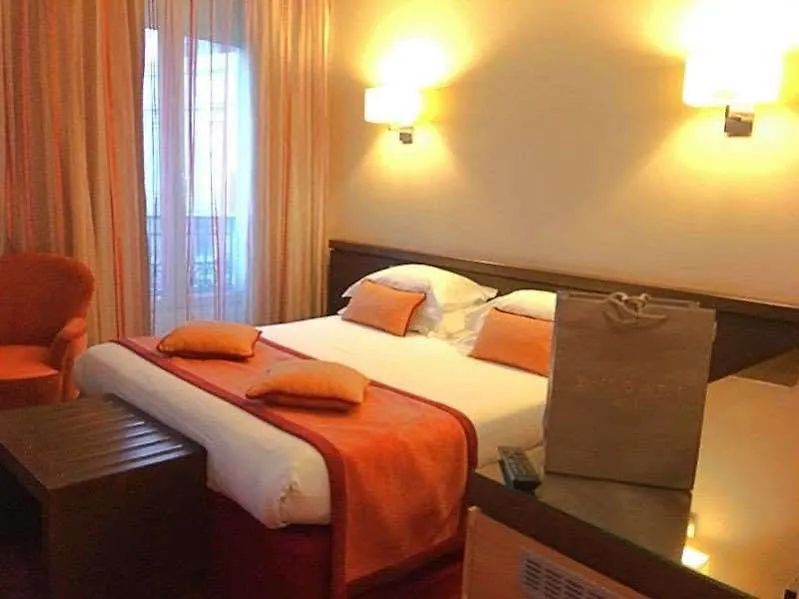Le Grand De Normandie Hotel Paryż